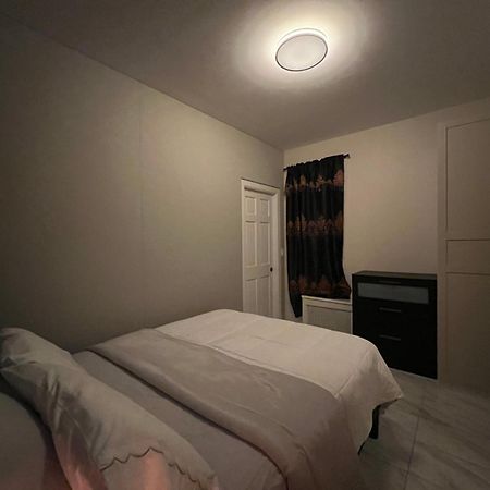 3 Bedrooms In 2Nd Floor Modern Brooklyn Home, Close To J Train 뉴욕 외부 사진